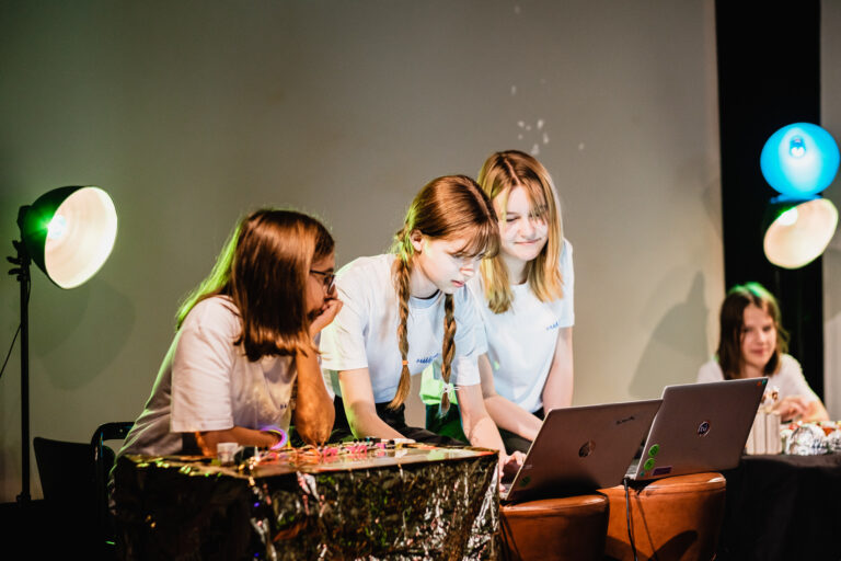 Web JT ErrorMusic Freitag Foto Andi Weiland 58