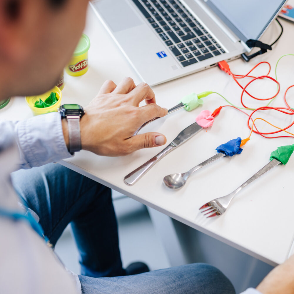 c Siemens Stiftung Christoph Wehrer makeymakey5